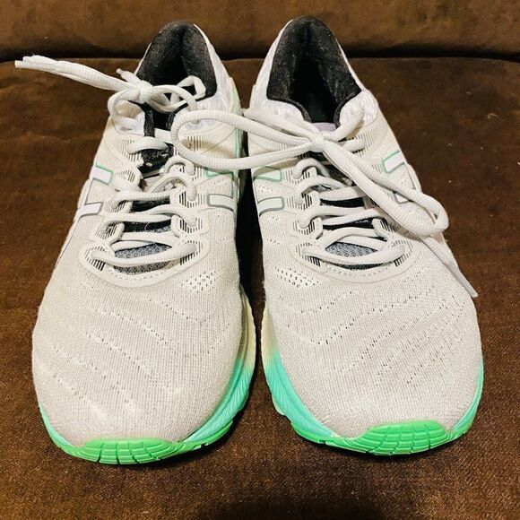 New Asic GEL NIMBUS Lite - Light Grey and Bright Green Mens 7.5 Womens 9 US - Picture 8 of 11